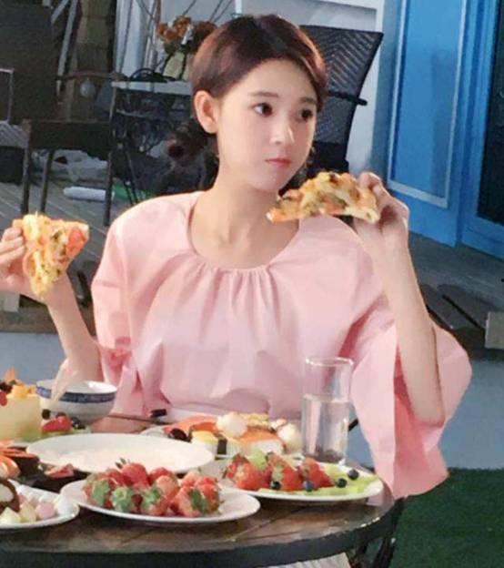 娱乐吃瓜酱巴基斯坦,揭秘巴基斯坦的趣味生活 第2张 娱乐吃瓜酱巴基斯坦,揭秘巴基斯坦的趣味生活 第2张